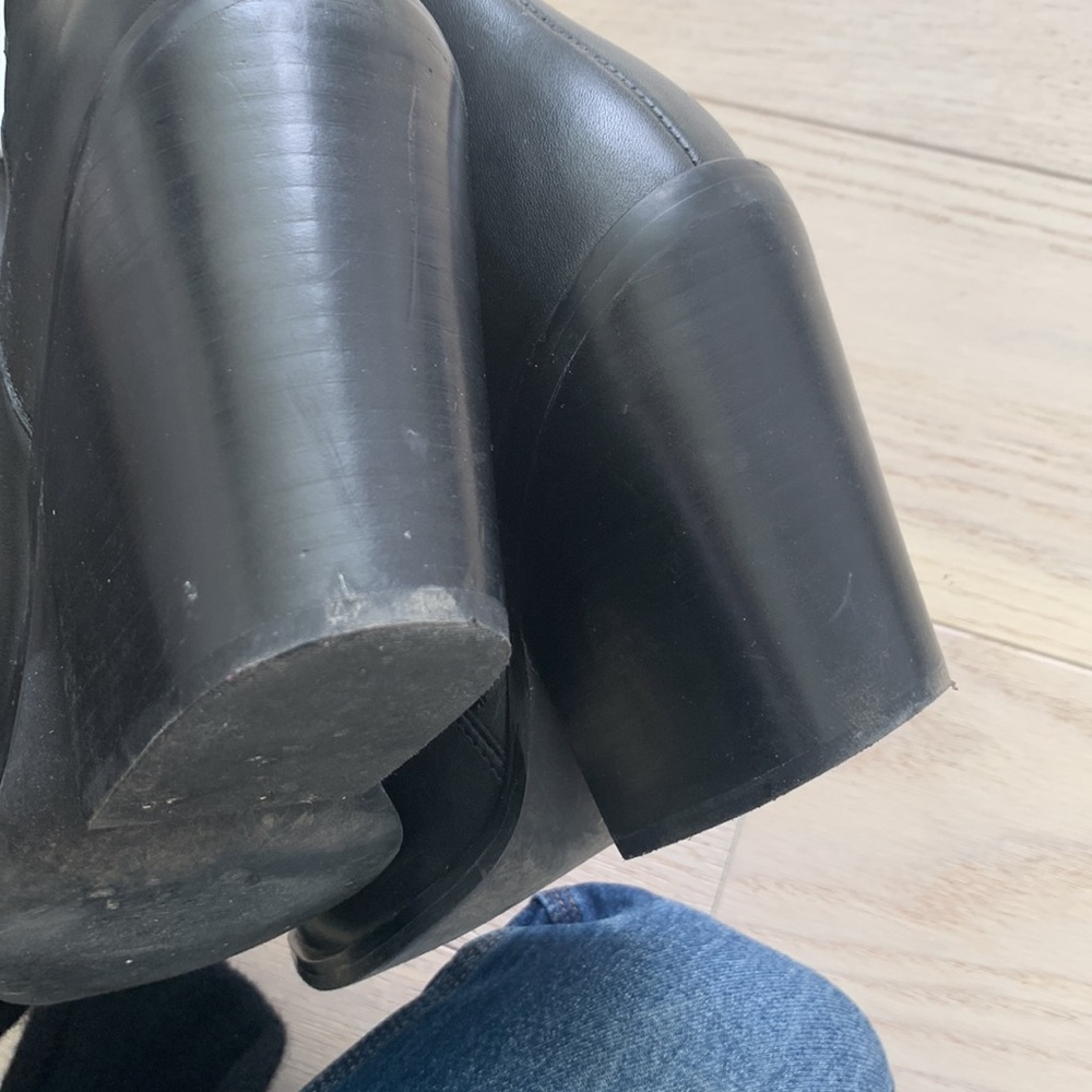 STEVE MADDEN CLARISE BOOTIE EUC - Picture 4 of 6